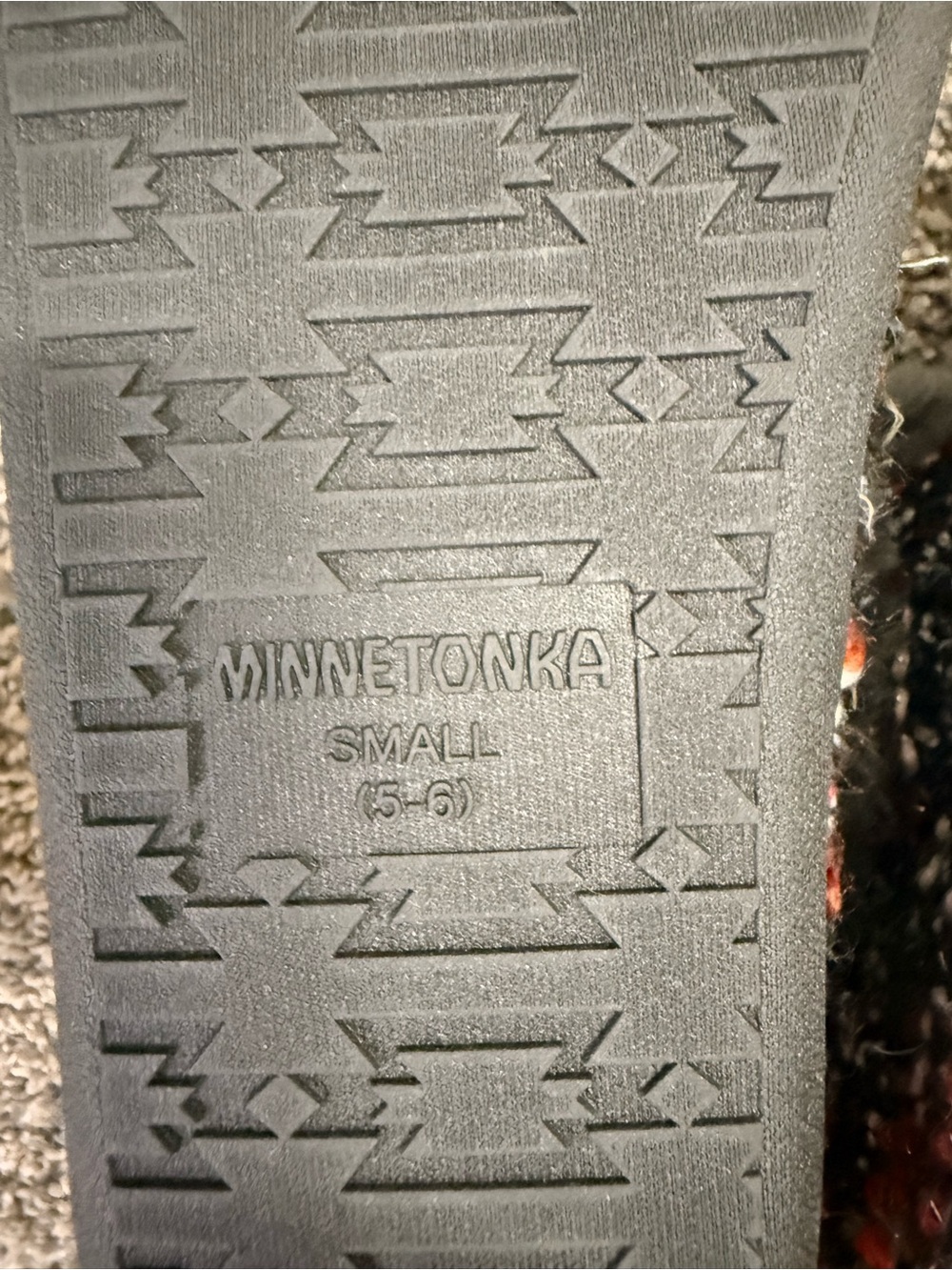 Minnetonka Women's Betty Booty Slippers - Picture 12 of 12